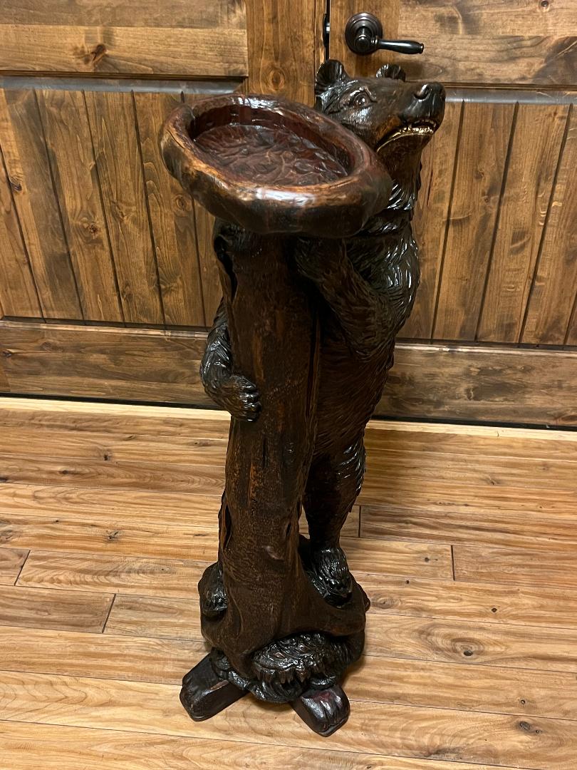 Carved Wood Bear 19th Century Swiss Black Forest Stand Tray